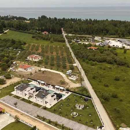 Four Stones Villa *